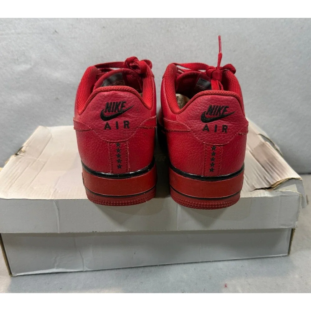 Nike Air Force 1 Low 07 LV8 Mens Gym Red Black Stars 488298-627 Size 9